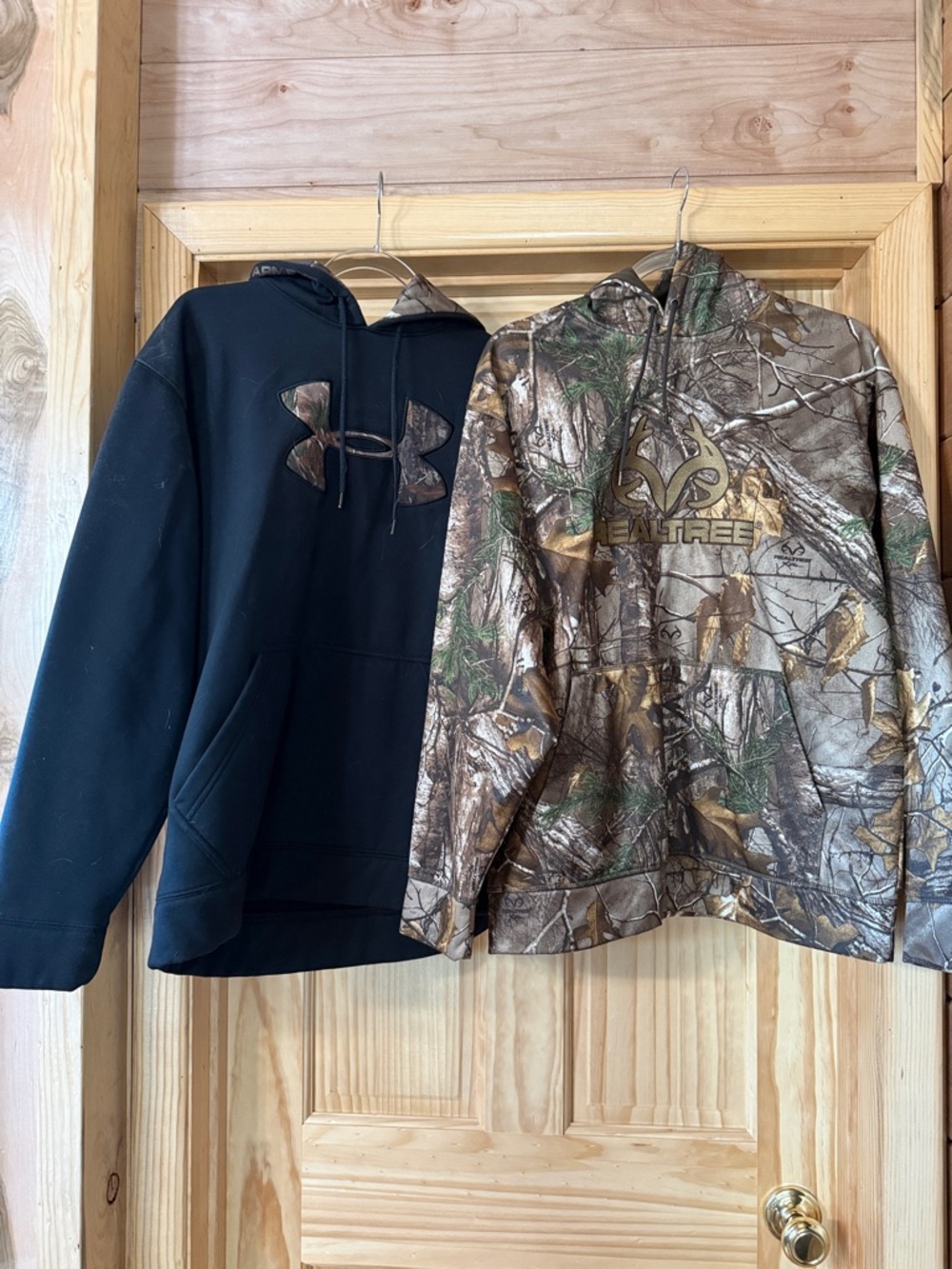 Under Armour Black Hoodie & Realtree Camo Hoodie Set